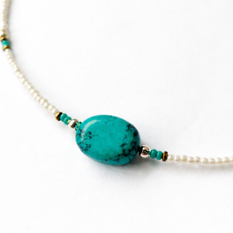 Collier Pendentif Perles Howlite & Turquoise Népalais Fin (42 cm)