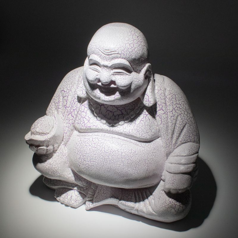 Lampe du Bouddha rieur craquelé lavande - socle rond