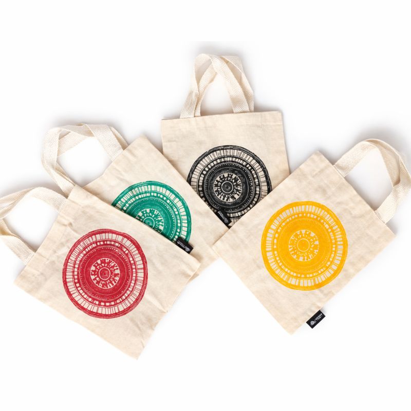 Mini sac cabas cadeau emblématique - Urban Mandala (4 coloris assortis) - (25 x 18 cm) - Naturel 4oz