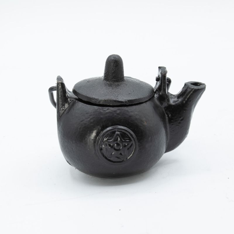 Petit chaudron rituel en fonte en forme de pentagone, 8 × 8 × 10 cm