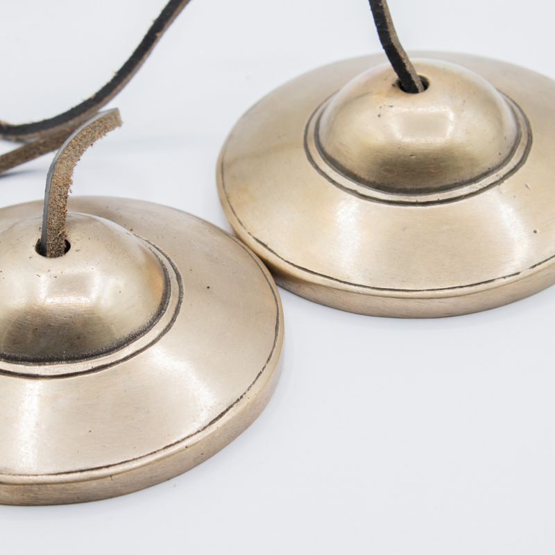 Tingsha tibétain en laiton premium - Traditionnel simple - env. 7,5 cm (345 g)