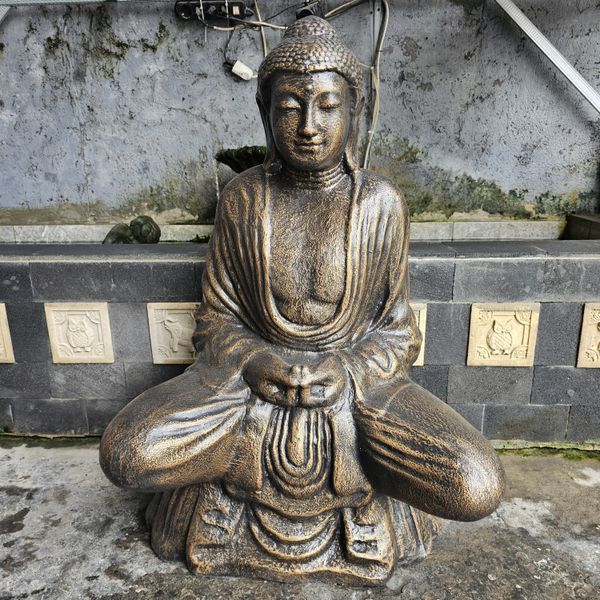 Grand Bouddha Thaï Antique en Or - 0,96m