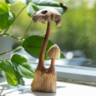 Sculpture Artisanale en Bois Parasite – Duo de Champignons