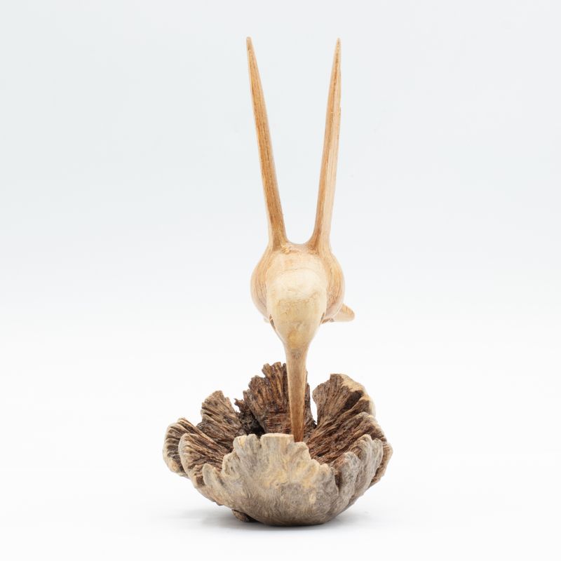 Sculpture Artisanale en Bois Parasite – Colibri Butinant