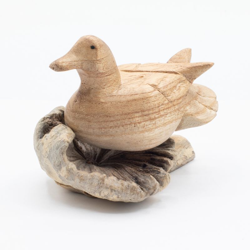 Sculpture Artisanale en Bois Parasite – Canard Sauvage au Repos
