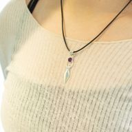 Pendentifs dévotionnels indiens - Plaqué argent (corde de 45 cm) - Déesse Améthyste