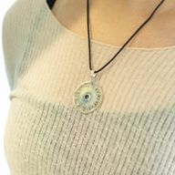 Pendentifs dévotionnels indiens - Plaqué argent (cordon de 45 cm) - Améthyste Sun Worship