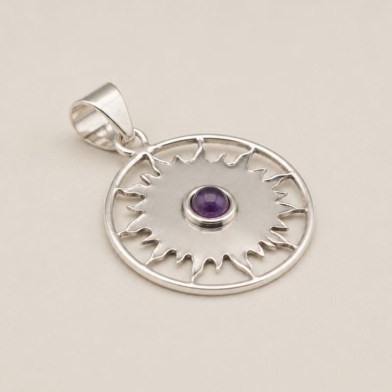 Pendentifs dévotionnels indiens - Plaqué argent (cordon de 45 cm) - Améthyste Sun Worship