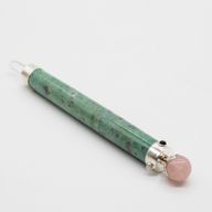 Bâton Cœur Verdoyant - Rubis-Fuchsite et quartz rose, boule de cristal au sommet - 23 cm
