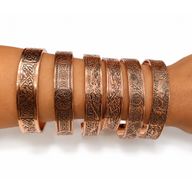 Bracelets Style Médiéval en Cuivre Massif – Gravures Affirmations Assorties