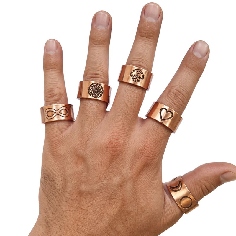 Bagues en Cuivre Artisanales avec Symboles – Motifs Assortis