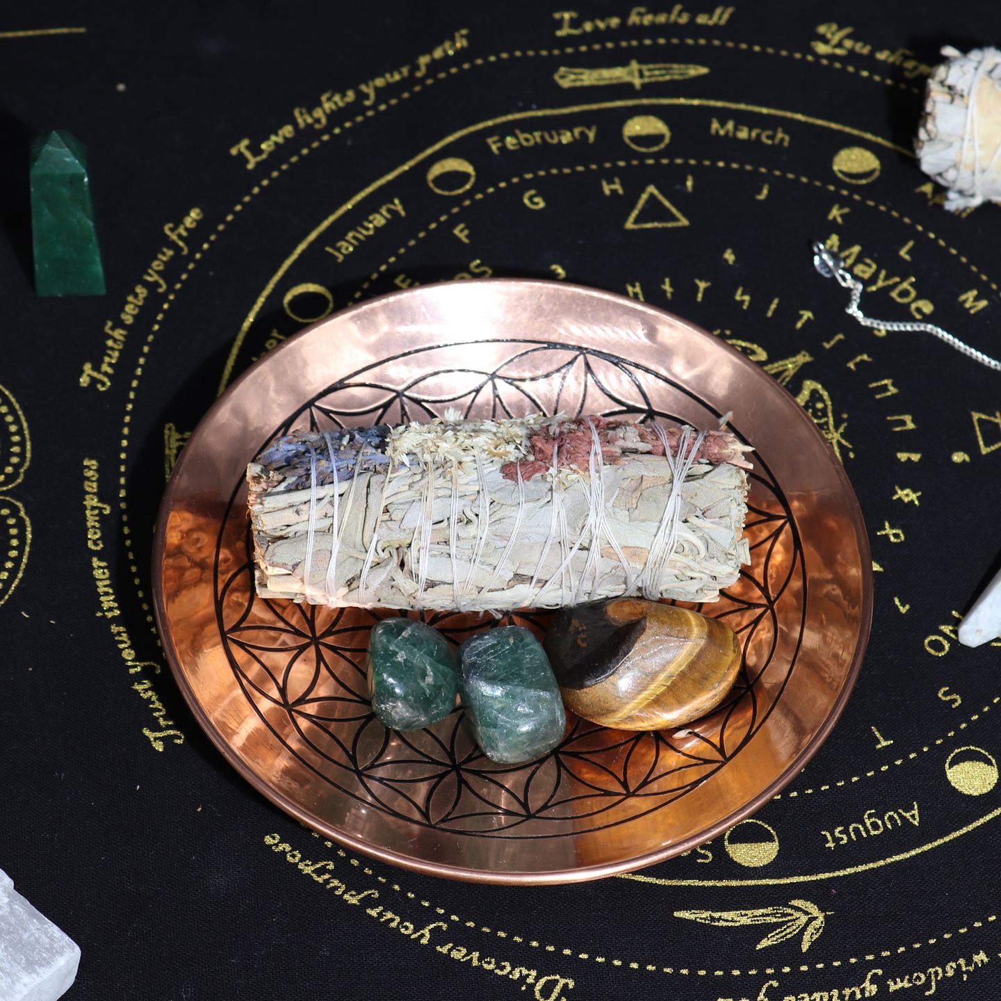 Chaudrons, Bols & Calices de Rituel Ésotériques