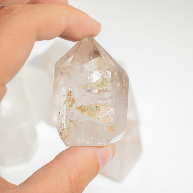 Pointes de gemme en vrac - Quartz Clair (env. 8 pièces)