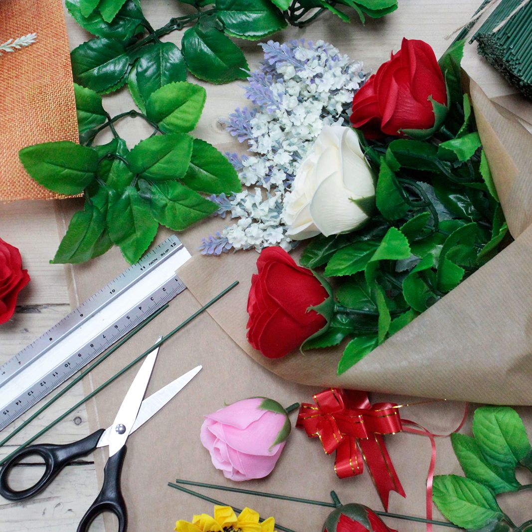 Fleurs de Savon & Accessoires pour Bouquets DIY