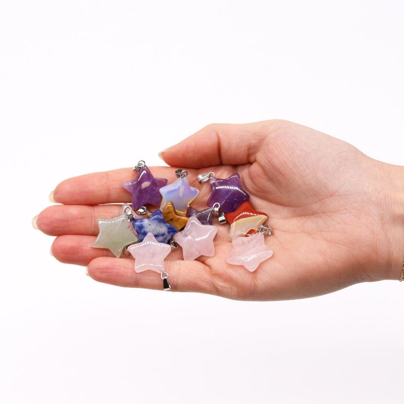 Pack de démarrage Pendentifs en pierres précieuses avec cordons de pendentif et présentoirs à cadre