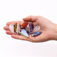 Pack de démarrage Pendentifs en pierres précieuses avec cordons de pendentif et présentoirs à cadre