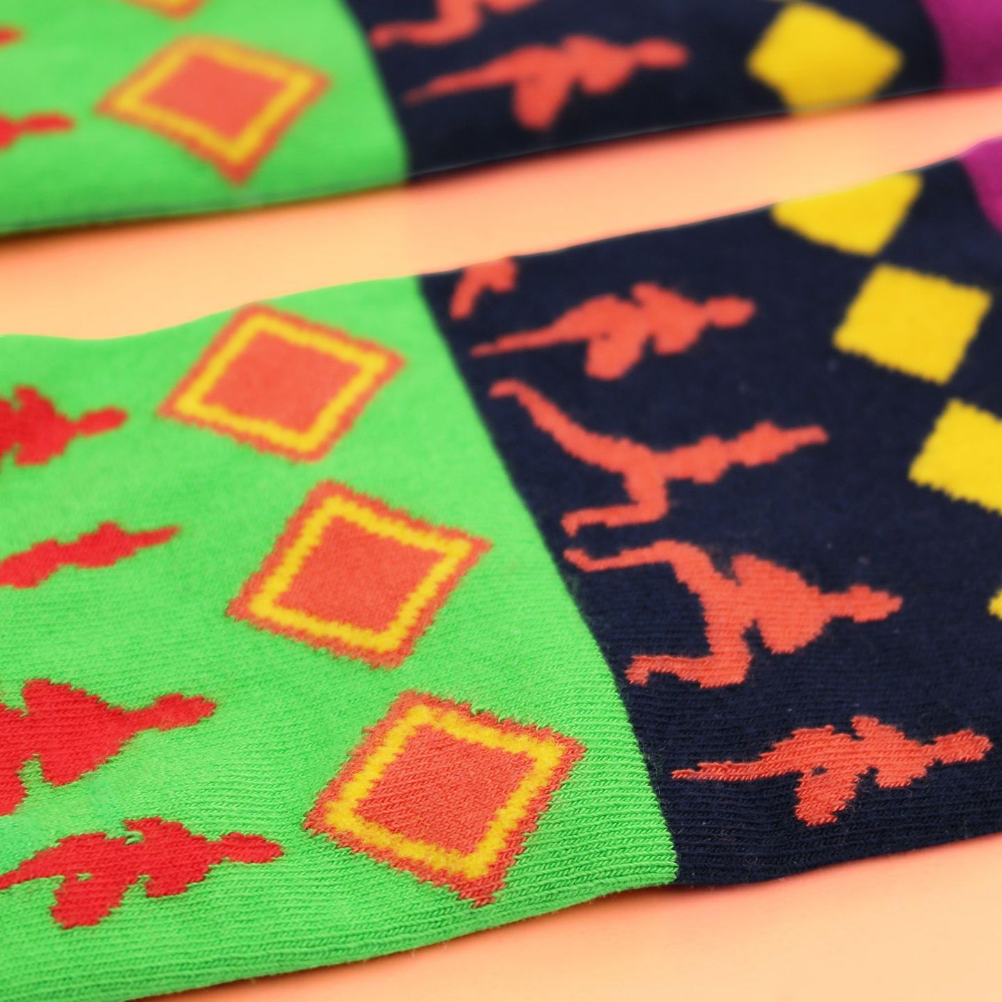 Chaussettes en Bambou Hop Hare – Motifs Mystiques & Dépareillés