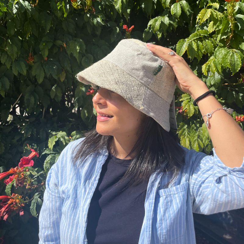 Chapeau boho de festival patché en chanvre et coton - naturel