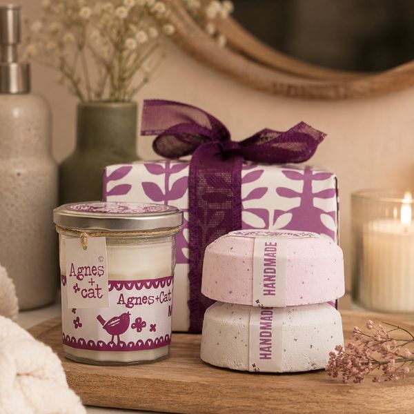 Coffret Cadeaux Agnes&Cat Bougie et Bombes de Bain