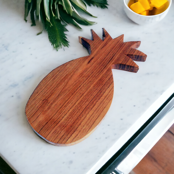 Planche à Découper en Bois de Teck