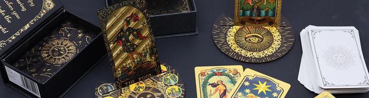 Coffret cadeau de cartes de tarot à feuilles rubis dans une boîte rose - avec livret