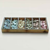 144 petits cœurs décoratifs en bois avec socle gratuit