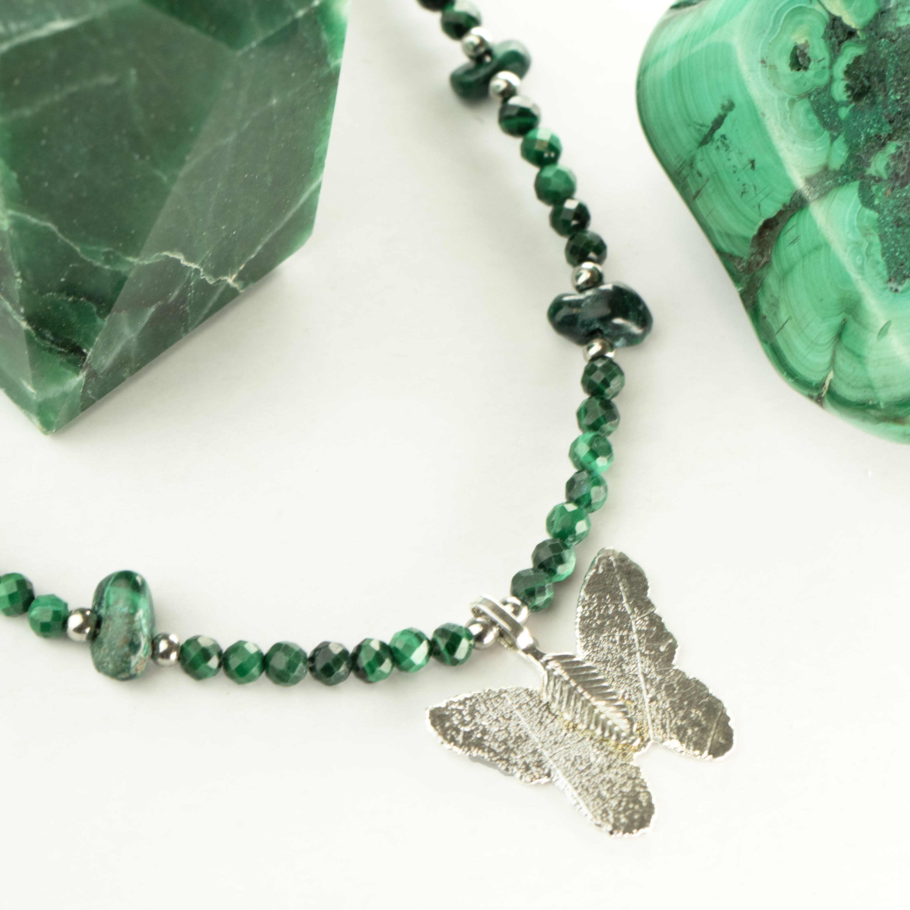 Colliers Nymph en Pierres Naturelles & Papillon Feuille - Esprit Nymphe