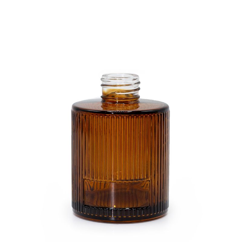 Bouteille de 150 ml ronde à côtes pour diffuseur à roseaux (goulot de 28 mm) - ambre