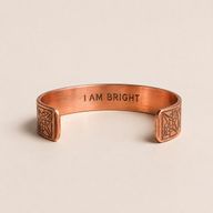 Bracelets en cuivre massif avec gravures d'affirmations (assortis)