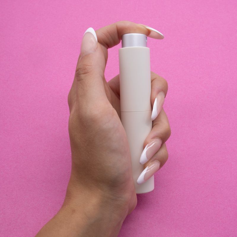 Flacon de parfum à vis – 10 ml – Crème