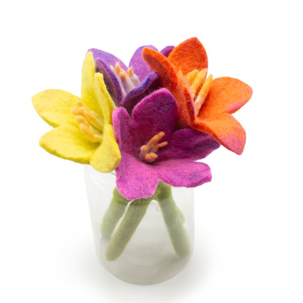 Fleurs en feutrine - Lys (10 couleurs assorties)