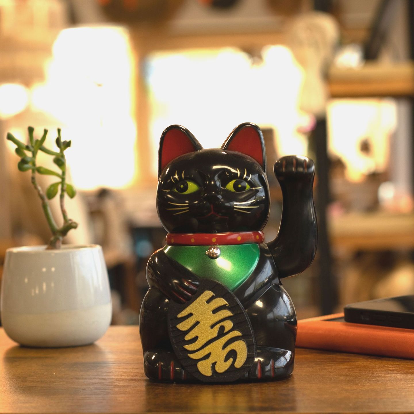 Chats Chinois Porte-Bonheur Maneki Neko