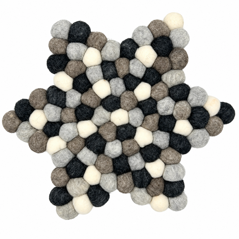 Tapis central en forme d'étoile en boules de feutre - 38x18cm couleur gris multicolore