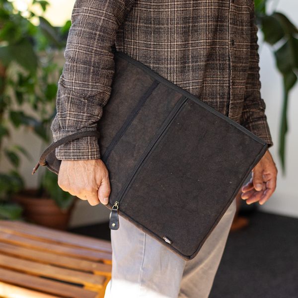 Grande pochette pour ordinateur portable effet délavé - Charbon