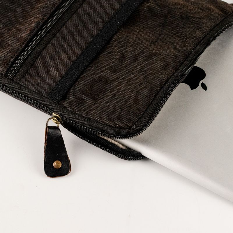 Pochette pour tablette délavée effet pierre – Anthracite