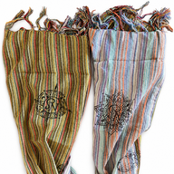 Pack de Démarrage Nomad Sari – 36 Écharpes Bénies pour le Voyage