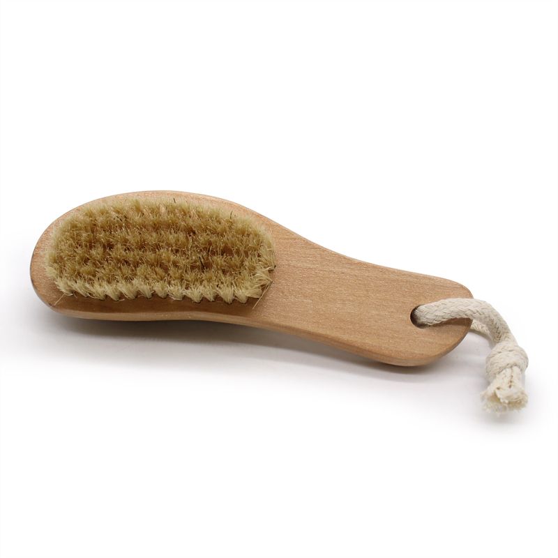Lime pied avec brosse