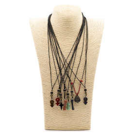 8x Collier Pendentif Gemmes Naturelles –  Iconique (assortiment)