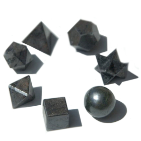 Set ésoterique de 7 Pierres Géométriques Agate Noire