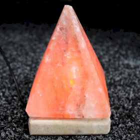 Lampe Pyramide en cristal de Sel de l’Himalaya avec USB - 9 cm