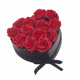 Bouquet cadeau de fleurs de savon - 13 roses rouges - Coeur