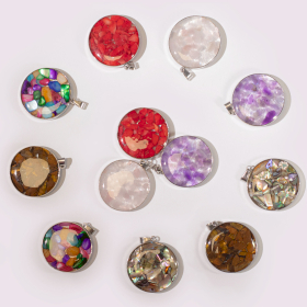 12x Pendentifs Encastrés en Acier - 12 Pépites de Gemmes et Coquillages Assortis en Forme Ronde