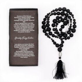 Collier Essence du Volcan – Énergie d’Ancrage