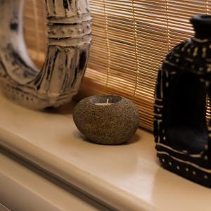 Fournisseur de Supports de Bougies en Pierre de Rivière Naturelle