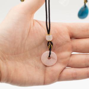 Fournisseur Colliers Cordon avec Pendentifs en Gemmes Naturelles