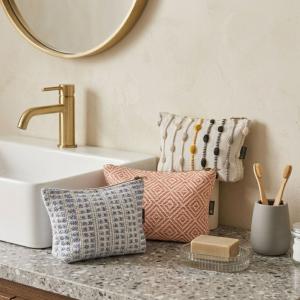 Pochette artisanale faite main 16x25 cm – Idéale Boutique & Concept Store