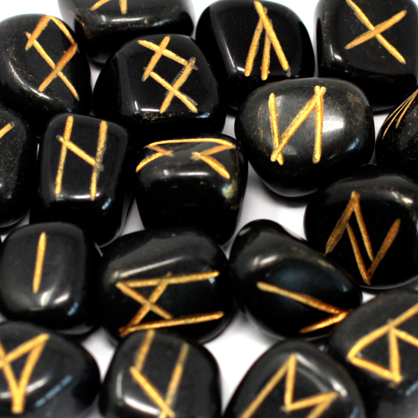 Pierre Runes Mystérieuses