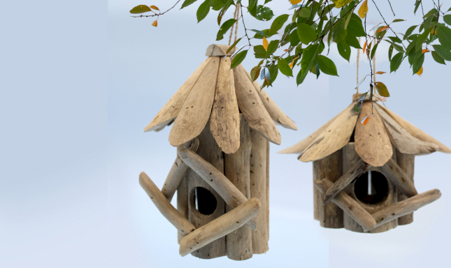 Mengeoires et refuges pour oiseaux et insectes en bois flotté de AW Artisan France