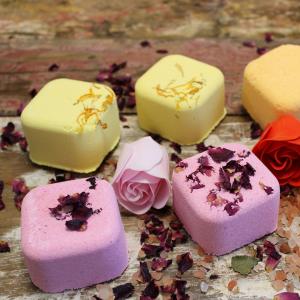 Vente en gros de Galets de Douche Aromathérapie - AWArtisan
