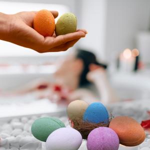 Bombes de Bain en Forme d’Œufs  AW Artisan France, Grossiste Bien-Être